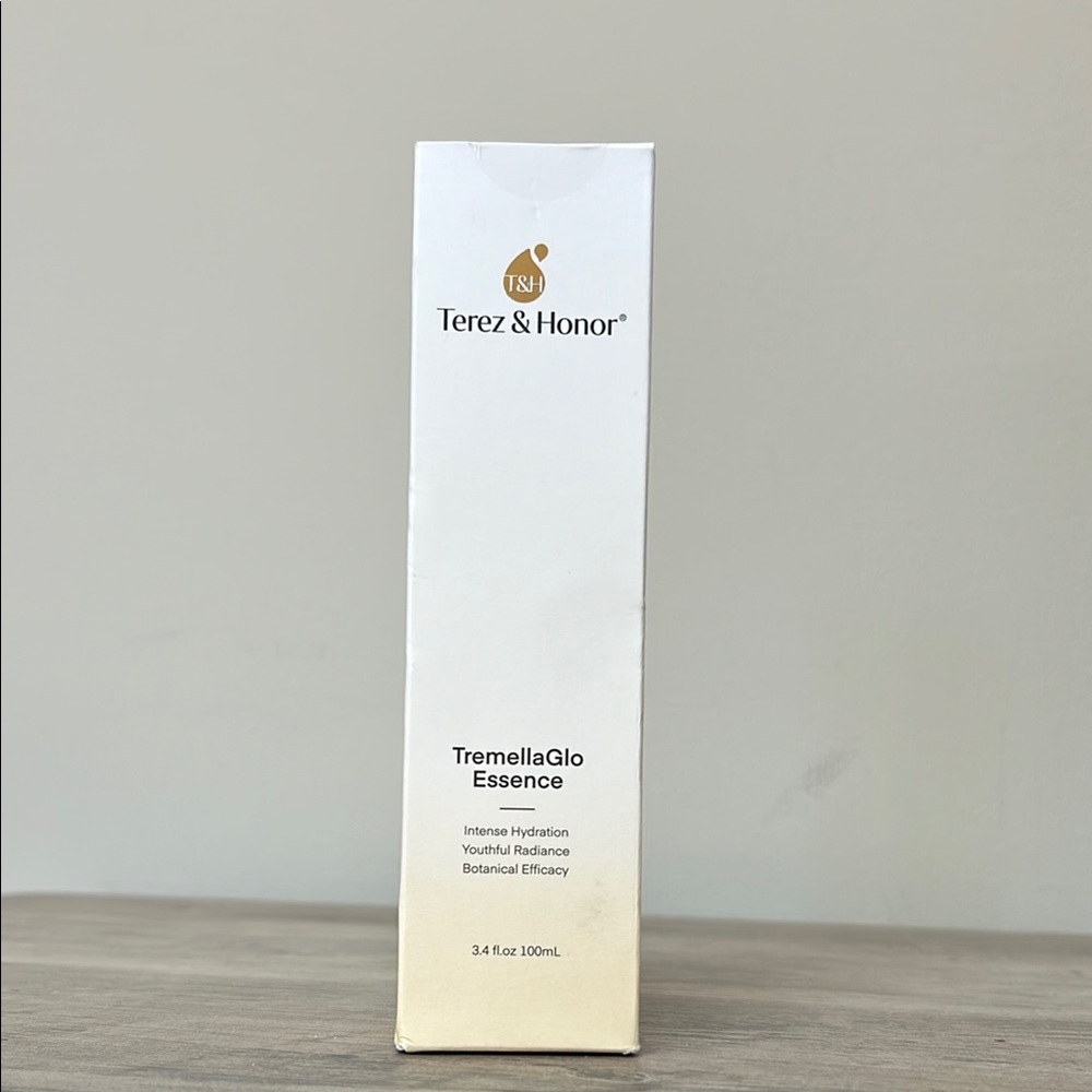 Terez & Honor TremellaGlo Essence
